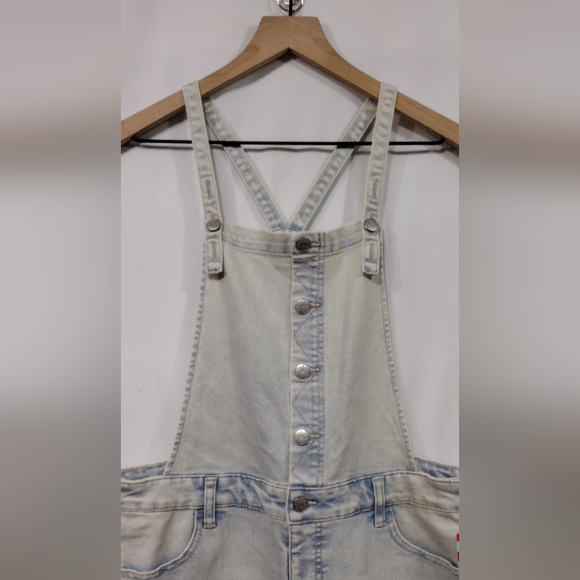 NWT Cat & Jack Girls’ Light Wash Denim Jean Pants Buckle Overalls XL Blue - Picture 2 of 8